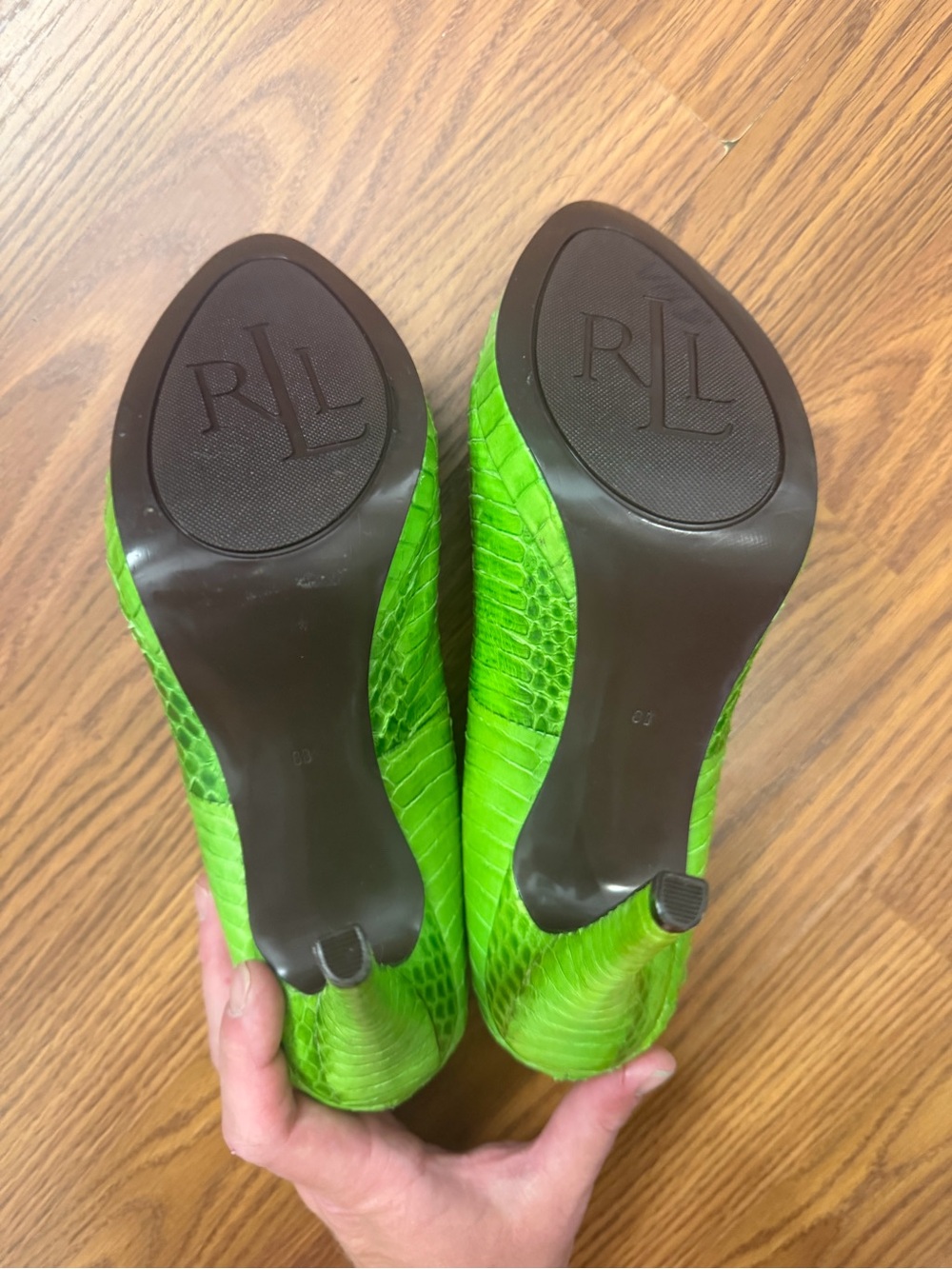 Lauren Ralph Lauren Kailee lime green snakeskin pointed-toe stiletto pumps 8 - Picture 5 of 6